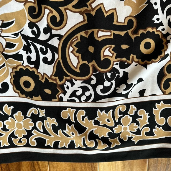 Ronni Nicole Hourglass Dress Size 6 - Picture 2 of 5